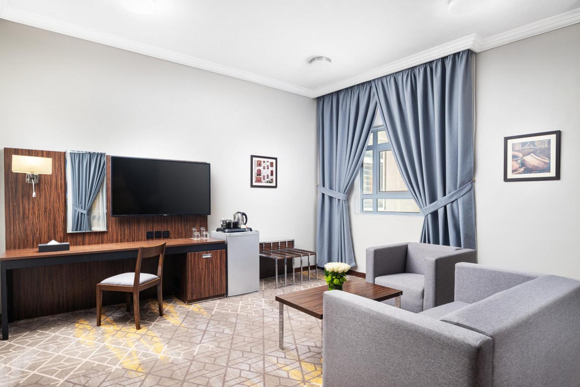 Junior Suite,1624325941:JPEG