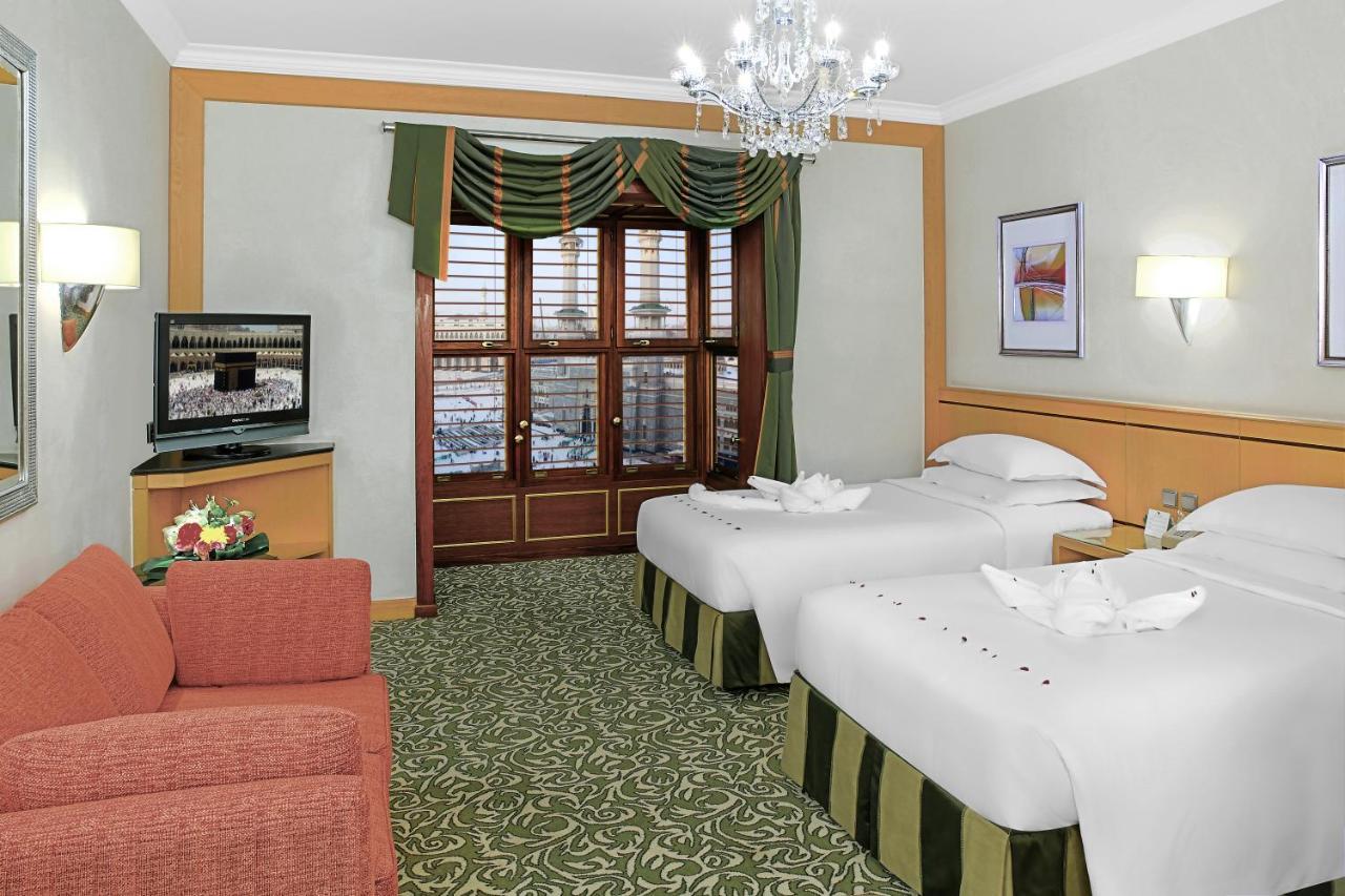 Two Bedroom Villa with Three Twin Beds